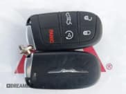 ✅ 2018 Chrysler 300 S • VIN: 2C3CCABG2JH261877 • Lot: 43372244. Listed on IAAI with 70,104 mi. Free auction sales archive from the USA and detailed vehicle history report at DreamBid. Image 11.