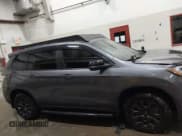 ✅ 2021 Honda Passport EX-L • VIN: 5FNYF8H50MB032907 • Lot: 43402303. Wystawiony na IAAI z przebiegiem 62 097 mil. Bezpłatny archiwum sprzedaży aukcyjnych z USA i szczegółowy raport historii pojazdu na DreamBid. Zdjęcie 13.