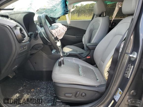 ✅ 2019 Hyundai Kona Limited • VIN: KM8K33A53KU384410 • Лот: 72475174. Опубликован ранее на Copart с пробегом 63 952 миль. Бесплатный доступ к архиву аукционных продаж из США и подробный отчёт об истории автомобиля на DreamBid. Изображение 7.