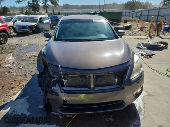 ✅ 2013 Nissan Altima SV • VIN: 1N4AL3AP9DC249772 • Lot: 92043225. Listed on Copart with 153,916 mi. Free auction sales archive from the USA and detailed vehicle history report at DreamBid. Image 5.