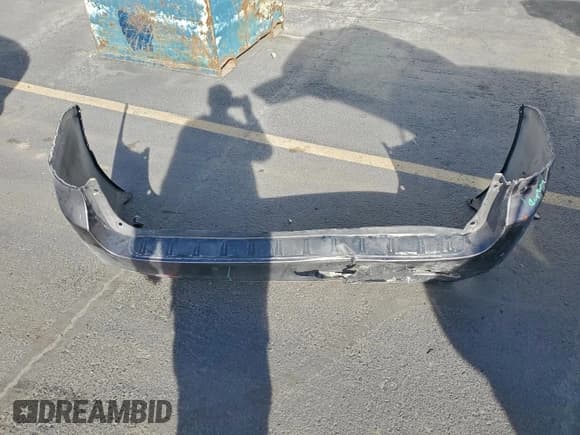 ✅ 2018 Toyota Sienna XLE • VIN: 5TDDZ3DC9JS209779 • Lot: 94101335. Listed on Copart with 59,772 mi. Free auction sales archive from the USA and detailed vehicle history report at DreamBid. Image 13.