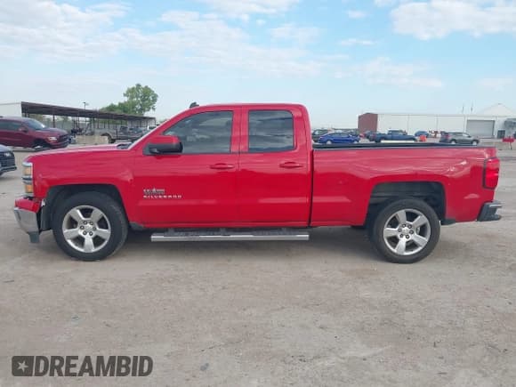 ✅ 2014 Chevrolet Silverado 1500 LT • VIN: 1GCRCREC6EZ134763 • Lot: 43318462. Wystawiony na IAAI z przebiegiem 208 862 mil. Bezpłatny archiwum sprzedaży aukcyjnych z USA i szczegółowy raport historii pojazdu na DreamBid. Zdjęcie 14.