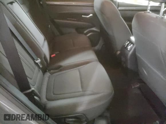 ✅ 2024 Hyundai Tucson SEL • VIN: 5NMJBCDE6RH401197 • Lot: 79389004. Wystawiony na Copart z przebiegiem 21 019 mil. Bezpłatny archiwum sprzedaży aukcyjnych z USA i szczegółowy raport historii pojazdu na DreamBid. Zdjęcie 11.