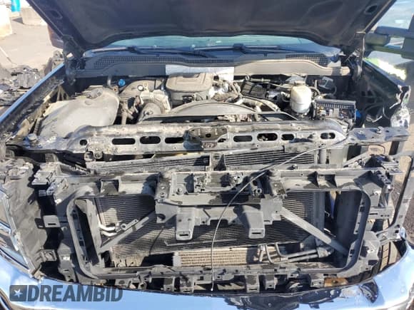 ✅ 2016 Chevrolet Silverado 2500HD LT • VIN: 1GC1KVE84GF251041 • Lot: 71860775. Wystawiony na Copart z przebiegiem Nie podano. Bezpłatny archiwum sprzedaży aukcyjnych z USA i szczegółowy raport historii pojazdu na DreamBid. Zdjęcie 11.