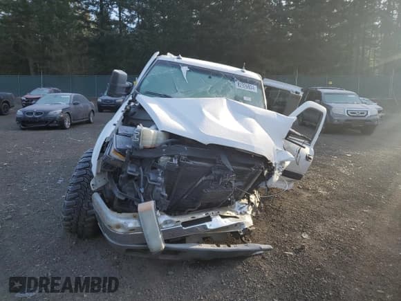 ✅ 2003 Chevrolet Silverado 2500HD LS • VIN: 1GCHK29143E359489 • Lot: 82926934. Wystawiony na Copart z przebiegiem Nie podano. Bezpłatny archiwum sprzedaży aukcyjnych z USA i szczegółowy raport historii pojazdu na DreamBid. Zdjęcie 5.