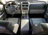 2007 Dodge Nitro SLT с VIN 1D8GU58KX7W637833, выставлен на аукционе Copart как лот 78750164 с пробегом 176 104 миль миль и Чистый • Clean title. История ставок и продаж доступна на DreamBid. Изображение 8.