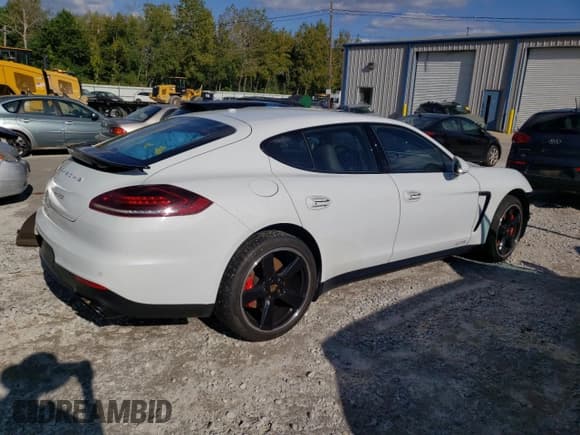 ✅ 2016 Porsche Panamera GTS • VIN: WP0AF2A76GL082187 • Lot: 68858283. Listed on Copart with 59,427 mi. Free auction sales archive from the USA and detailed vehicle history report at DreamBid. Image 3.