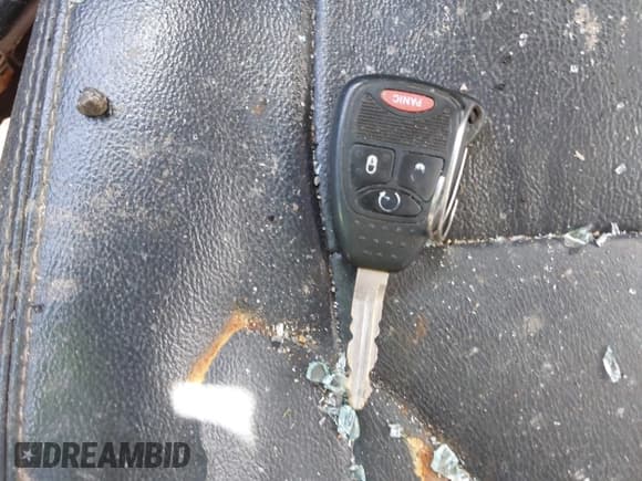 ✅ 2015 Jeep Patriot Latitude • VIN: 1C4NJPFA0FD350516 • Lot: 42452517. Wystawiony na IAAI z przebiegiem Nie podano. Bezpłatny archiwum sprzedaży aukcyjnych z USA i szczegółowy raport historii pojazdu na DreamBid. Zdjęcie 11.