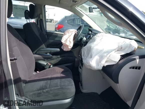 2014 Dodge Grand Caravan SE с VIN 2C4RDGBG3ER421965, выставлен на аукционе IAAI как лот 43255182 с пробегом 98 660 миль миль и . История ставок и продаж доступна на DreamBid. Изображение 5.