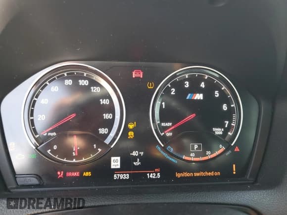 ✅ 2018 BMW M2 • VIN: WBS1J5C51JVD36522 • Lot: 61423854. Wystawiony na Copart z przebiegiem 57 933 mil. Bezpłatny archiwum sprzedaży aukcyjnych z USA i szczegółowy raport historii pojazdu na DreamBid. Zdjęcie 9.