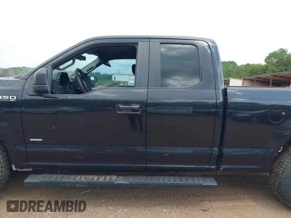 ✅ 2015 Ford F-150 XL • VIN: 1FTEX1CP6FKD74173 • Лот: 42929623. Опубликован ранее на IAAI с пробегом 267 896 миль. Бесплатный доступ к архиву аукционных продаж из США и подробный отчёт об истории автомобиля на DreamBid. Изображение 14.