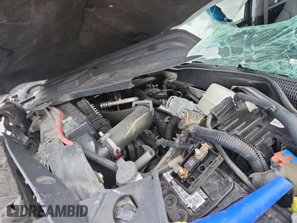 ✅ 2015 Chevrolet Silverado 2500HD Work Truck • VIN: 1GC1CUE84FF129334 • Lot: 67972045. Wystawiony na Copart z przebiegiem Nie podano. Bezpłatny archiwum sprzedaży aukcyjnych z USA i szczegółowy raport historii pojazdu na DreamBid. Zdjęcie 11.