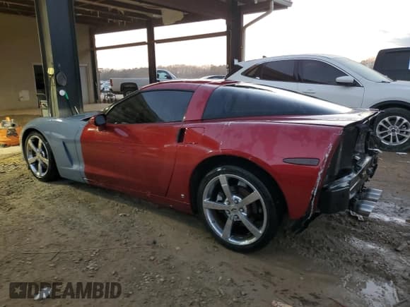 ✅ 2009 Chevrolet Corvette 3LT • VIN: 1G1YY26W595108612 • Lot: 44327295. Listed on Copart with 47,761 mi. Free auction sales archive from the USA and detailed vehicle history report at DreamBid. Image 2.