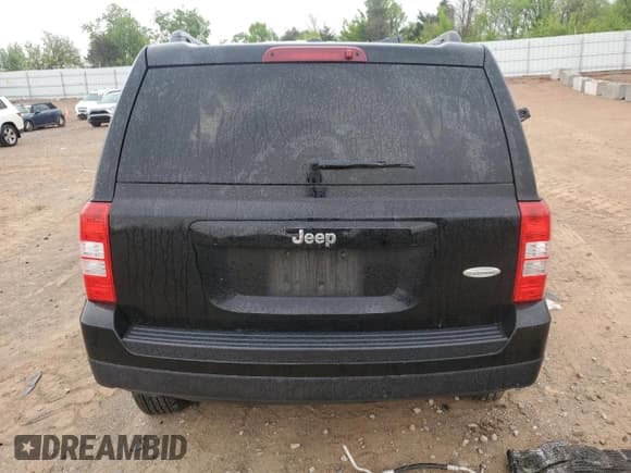 ✅ 2016 Jeep Patriot • VIN: 0K1628176384 • Lot: 59824284. Listed on Copart with Not provided. Free auction sales archive from the USA and detailed vehicle history report at DreamBid. Image 6.