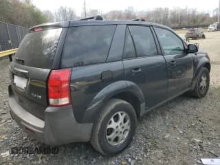 ✅ 2002 Saturn VUE • VIN: 5GZCZ63B32S831159 • Lot: 49900405. Wystawiony na Copart z przebiegiem 254 886 mil. Bezpłatny archiwum sprzedaży aukcyjnych z USA i szczegółowy raport historii pojazdu na DreamBid. Zdjęcie 3.