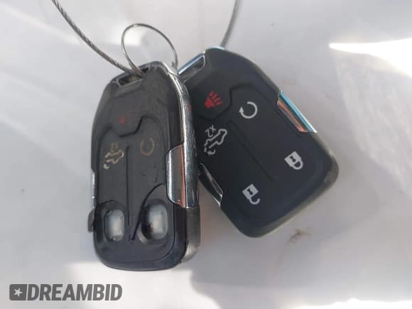 ✅ 2020 Chevrolet Silverado 1500 RST • VIN: 3GCUYEET3LG214622 • Lot: 42061461. Listed on IAAI with Not provided. Free auction sales archive from the USA and detailed vehicle history report at DreamBid. Image 11.