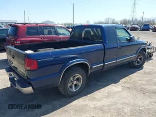 ✅ 2002 Chevrolet S-10 LS • VIN: 1GCCS19W328199974 • Лот: 41986953. Опубликован ранее на IAAI с пробегом 194 097 миль. Бесплатный доступ к архиву аукционных продаж из США и подробный отчёт об истории автомобиля на DreamBid. Изображение 4.