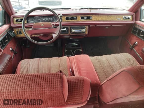 ✅ 1989 Buick LeSabre Custom • VIN: 1G4HP54C4KH401101 • Лот: 57968615. Опубликован ранее на Copart с пробегом 208 252 миль. Бесплатный доступ к архиву аукционных продаж из США и подробный отчёт об истории автомобиля на DreamBid. Изображение 8.