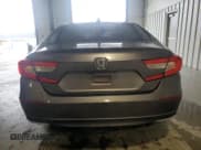 ✅ 2018 Honda Accord LX • VIN: 1HGCV1F1XJA242277 • Лот: 89843245. Опубликован ранее на Copart с пробегом 118 522 миль. Бесплатный доступ к архиву аукционных продаж из США и подробный отчёт об истории автомобиля на DreamBid. Изображение 6.