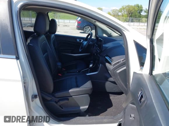 ✅ 2019 Ford EcoSport Titanium • VIN: MAJ6S3KL8KC297555 • Lot: 43043844. Listed on IAAI with 60,420 mi. Free auction sales archive from the USA and detailed vehicle history report at DreamBid. Image 5.