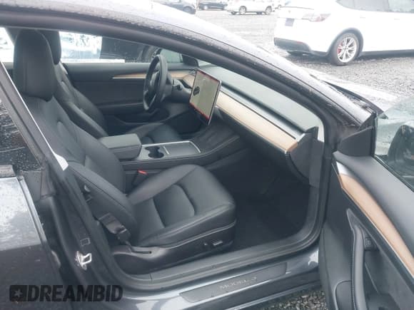 ✅ 2021 Tesla Model 3 Standard Range Plus • VIN: 5YJ3E1EA7MF985667 • Lot: 43848377. Listed on IAAI with 26,627 mi. Free auction sales archive from the USA and detailed vehicle history report at DreamBid. Image 19.