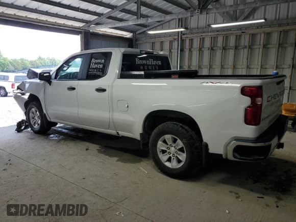 2020 Chevrolet Silverado 1500 Work Truck z VIN 1GCRYAEH1LZ349463, wystawiony jako Copart lot #56678985 z przebiegiem 114 544 mil mil oraz Czysty tytuł • Clean title. Historia ofert i sprzedaży dostępna na DreamBid. Obrazek 2.