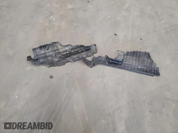 ✅ 2022 Kia Telluride S • VIN: 5XYP6DHC0NG283455 • Lot: 69960745. Listed on Copart with 59,157 mi. Free auction sales archive from the USA and detailed vehicle history report at DreamBid. Image 13.