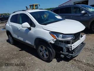 2021 Chevrolet Trax LT с VIN KL7CJLSB2MB329347, выставлен на аукционе IAAI как лот 42550666 с пробегом 89 893 миль миль и . История ставок и продаж доступна на DreamBid. Изображение 1.