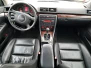 ✅ 2004 Audi A4 3.0L • VIN: WAULT68E14A107613 • Lot: 89551975. Wystawiony na Copart z przebiegiem 305 719 mil. Bezpłatny archiwum sprzedaży aukcyjnych z USA i szczegółowy raport historii pojazdu na DreamBid. Zdjęcie 8.