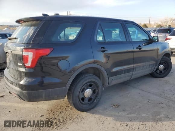 ✅ 2016 Ford Police Interceptor Utility • VIN: 1FM5K8AR0GGA28891 • Lot: 48029425. Listed on Copart with 83,772 mi. Free auction sales archive from the USA and detailed vehicle history report at DreamBid. Image 3.