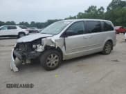 ✅ 2010 Chrysler Town & Country LX • VIN: 2A4RR2D15AR387643 • Lot: 67084975. Wystawiony na Copart z przebiegiem 155 706 mil. Bezpłatny archiwum sprzedaży aukcyjnych z USA i szczegółowy raport historii pojazdu na DreamBid. Zdjęcie 1.