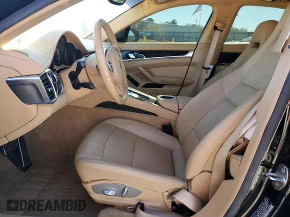 ✅ 2015 Porsche Panamera 4 • VIN: WP0AA2A74FL006318 • Lot: 49692935. Listed on Copart with Not provided. Free auction sales archive from the USA and detailed vehicle history report at DreamBid. Image 7.