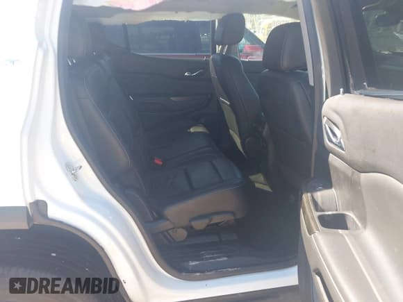 ✅ 2023 GMC Acadia SLT • VIN: 1GKKNML47PZ155011 • Лот: 43295639. Опубликован ранее на IAAI с пробегом 61 622 миль. Бесплатный доступ к архиву аукционных продаж из США и подробный отчёт об истории автомобиля на DreamBid. Изображение 8.