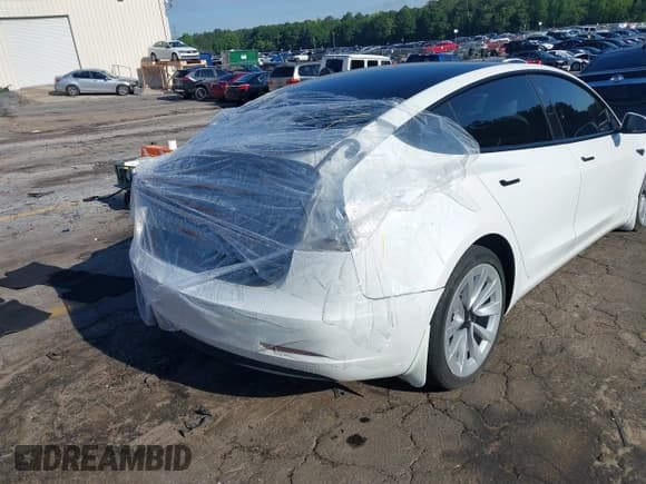 ✅ 2021 Tesla Model 3 Long Range • VIN: 5YJ3E1EB6MF053498 • Lot: 42249301. Wystawiony na IAAI z przebiegiem 36 275 mil. Bezpłatny archiwum sprzedaży aukcyjnych z USA i szczegółowy raport historii pojazdu na DreamBid. Zdjęcie 6.
