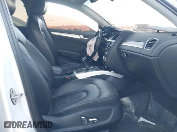 ✅ 2016 Audi A4 Premium • VIN: WAUAFAFL4GN008607 • Лот: 42289079. Опубликован ранее на IAAI с пробегом Не указан. Бесплатный доступ к архиву аукционных продаж из США и подробный отчёт об истории автомобиля на DreamBid. Изображение 5.