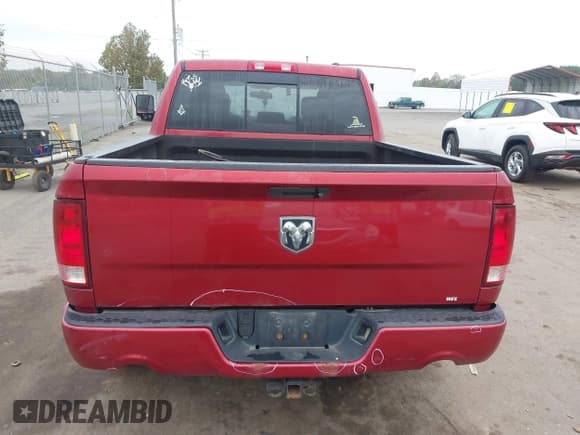 ✅ 2012 Ram 1500 Sport • VIN: 1C6RD7MT2CS249750 • Lot: 43298648. Wystawiony na IAAI z przebiegiem 157 271 mil. Bezpłatny archiwum sprzedaży aukcyjnych z USA i szczegółowy raport historii pojazdu na DreamBid. Zdjęcie 17.