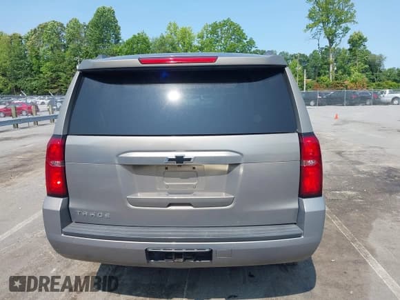 ✅ 2017 Chevrolet Tahoe LT • VIN: 1GNSKBKC2HR367583 • Lot: 42393460. Listed on IAAI with 140,675 mi. Free auction sales archive from the USA and detailed vehicle history report at DreamBid. Image 16.
