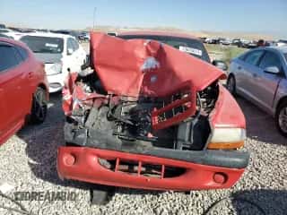 1998 Dodge Dakota SLT с VIN 1B7GL22X4WS679330, выставлен на аукционе Copart как лот 73655614 с пробегом Не указан миль и Списание • Salvage title. История ставок и продаж доступна на DreamBid. Изображение 5.