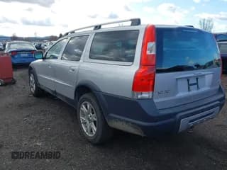 ✅ 2007 Volvo XC70 • VIN: YV4SZ592771285586 • Lot: 43791823. Listed on IAAI with 137,425 mi. Free auction sales archive from the USA and detailed vehicle history report at DreamBid. Image 3.