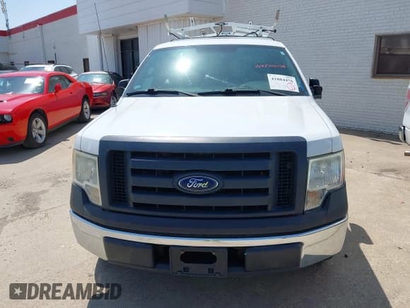 ✅ 2012 Ford F-150 XL • VIN: 1FTMF1CM7CKE24675 • Лот: 41884476. Опубликован ранее на IAAI с пробегом 127 455 миль. Бесплатный доступ к архиву аукционных продаж из США и подробный отчёт об истории автомобиля на DreamBid. Изображение 6.