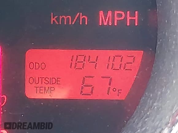 ✅ 2003 Toyota Matrix Std • VIN: 2T1KR32E43C147201 • Lot: 43042754. Listed on IAAI with 184,102 mi. Free auction sales archive from the USA and detailed vehicle history report at DreamBid. Image 12.