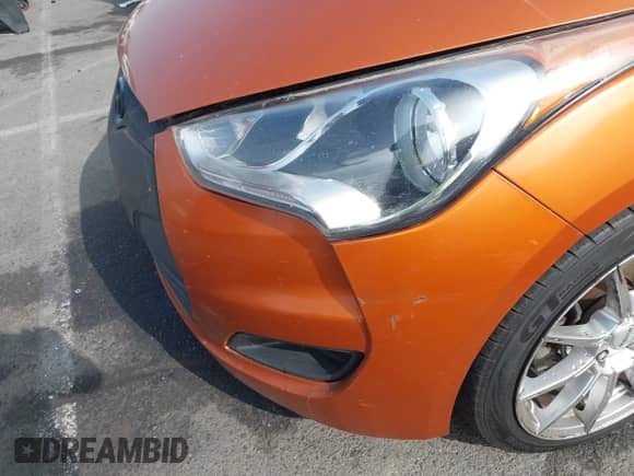 2013 Hyundai Veloster w/Black Int с VIN KMHTC6AD5DU172737, выставлен на аукционе IAAI как лот 43608051 с пробегом 158 193 миль миль и . История ставок и продаж доступна на DreamBid. Изображение 6.