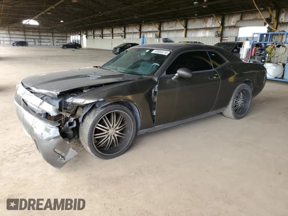 ✅ 2009 Dodge Challenger SE • VIN: 2B3LJ44V79H522769 • Lot: 49964414. Wystawiony na Copart z przebiegiem 193 953 mil. Bezpłatny archiwum sprzedaży aukcyjnych z USA i szczegółowy raport historii pojazdu na DreamBid. Zdjęcie 1.