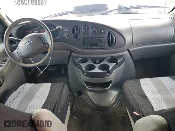 ✅ 2007 Ford Econoline Passenger XL • VIN: 1FMNE11L77DA19889 • Lot: 60891385. Listed on Copart with 275,661 mi. Free auction sales archive from the USA and detailed vehicle history report at DreamBid. Image 8.