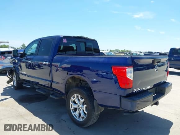 ✅ 2021 Nissan Titan Pro-4X • VIN: 1N6AA1FBXMN507591 • Lot: 42799780. Wystawiony na IAAI z przebiegiem 113 456 mil. Bezpłatny archiwum sprzedaży aukcyjnych z USA i szczegółowy raport historii pojazdu na DreamBid. Zdjęcie 3.