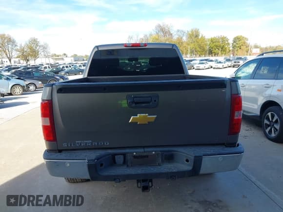 ✅ 2013 Chevrolet Silverado 1500 LT • VIN: 3GCPKSE77DG125766 • Лот: 43628365. Опубликован ранее на IAAI с пробегом 81 215 миль. Бесплатный доступ к архиву аукционных продаж из США и подробный отчёт об истории автомобиля на DreamBid. Изображение 16.