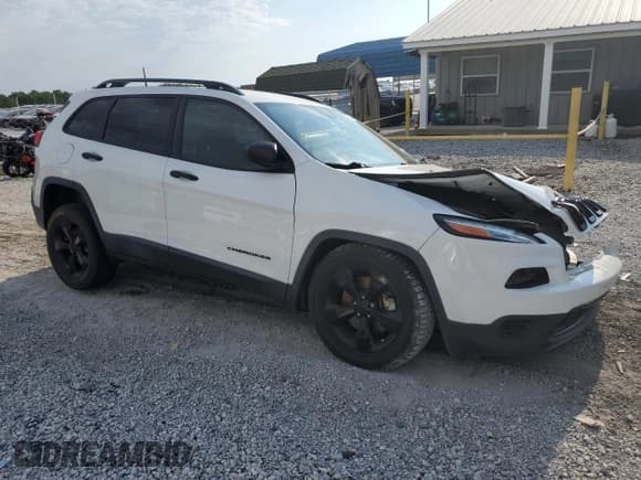 ✅ 2016 Jeep Cherokee Altitude • VIN: 1C4PJMAS8GW326638 • Lot: 68347305. Listed on Copart with 56,052 mi. Free auction sales archive from the USA and detailed vehicle history report at DreamBid. Image 4.