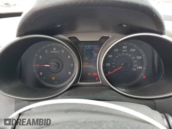 2012 Hyundai Veloster w/Red Int z VIN KMHTC6AD4CU083000, wystawiony jako Copart lot #53200115 z przebiegiem 123 074 mil mil oraz Szkoda całkowita • Salvage title. Historia ofert i sprzedaży dostępna na DreamBid. Obrazek 9.