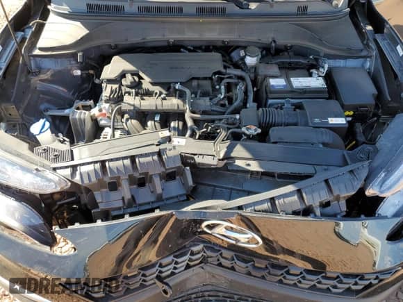 2022 Hyundai Kona SE with VIN KM8K22AB9NU819521, listed as a Copart auction lot 81771675 with 8,530 mi miles and Salvage title. Bid and sale history available at DreamBid. Image 12.