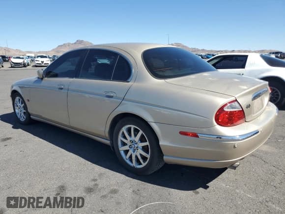 ✅ 2001 Jaguar S-Type • VIN: SAJDA01P11GM11332 • Lot: 82145305. Listed on Copart with 68,880 mi. Free auction sales archive from the USA and detailed vehicle history report at DreamBid. Image 2.
